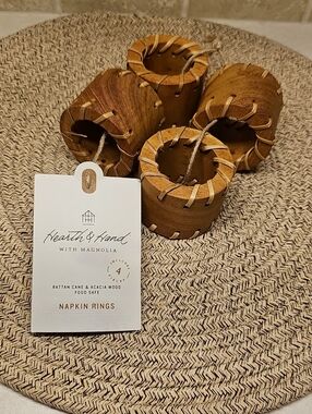 Set Of 4 Carved Edge Napkin Rings Hearth & Hand With Magnolia